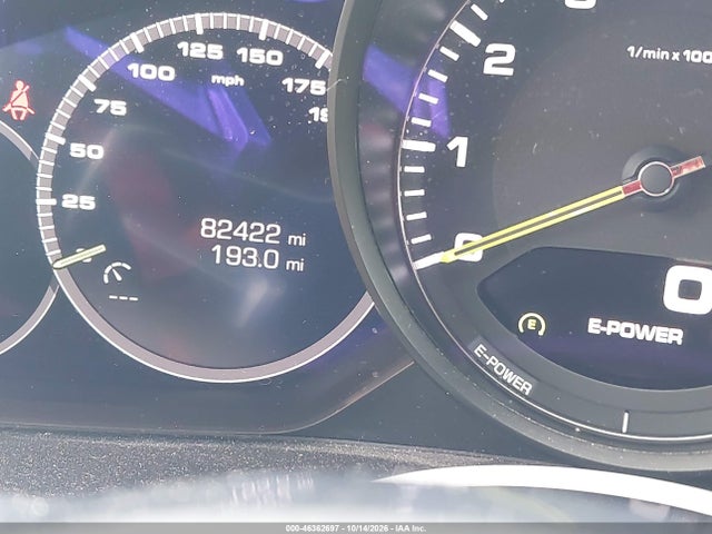 2018 Porsche Panamera E-hybrid 4 მანქანა იყიდება აუქციონზე, vin: WP0AE2A74JL177101, აუქციონის ნომერი: 46362697