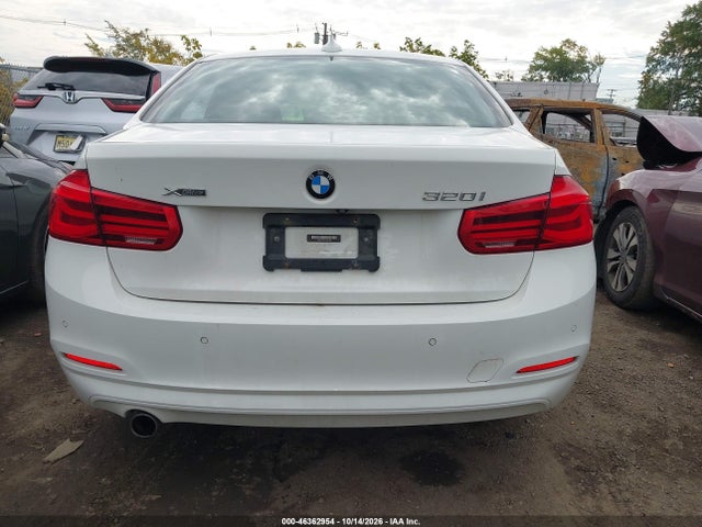 46362954 :رقم المزاد ، WBA8A3C5XJA357932 vin ، 2018 Bmw 320i Xdrive مزاد بيع