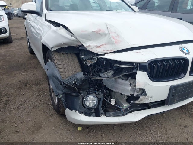 46362954 :رقم المزاد ، WBA8A3C5XJA357932 vin ، 2018 Bmw 320i Xdrive مزاد بيع