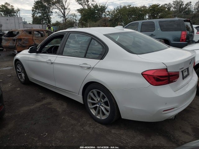 46362954 :رقم المزاد ، WBA8A3C5XJA357932 vin ، 2018 Bmw 320i Xdrive مزاد بيع