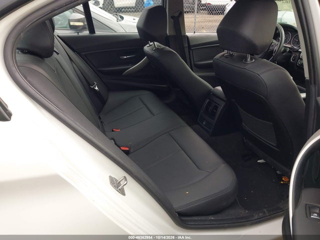 46362954 :رقم المزاد ، WBA8A3C5XJA357932 vin ، 2018 Bmw 320i Xdrive مزاد بيع
