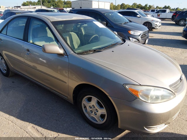 46362992 :رقم المزاد ، 4T1BF32K12U506290 vin ، 2002 Toyota Camry Le V6 مزاد بيع