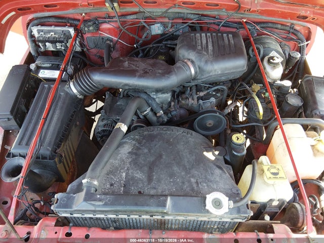 Продажа на аукционе авто 2000 Jeep Wrangler Se, vin: 1J4FA29PXYP724035, номер лота: 46363118