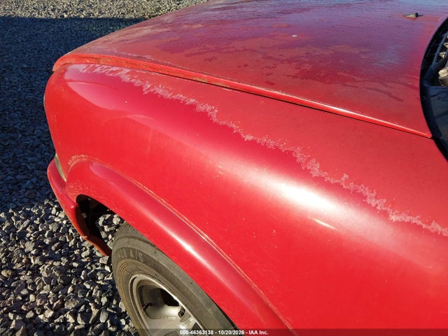 46363138 :رقم المزاد ، 1GCCS145318150898 vin ، 2001 Chevrolet S-10 Ls مزاد بيع