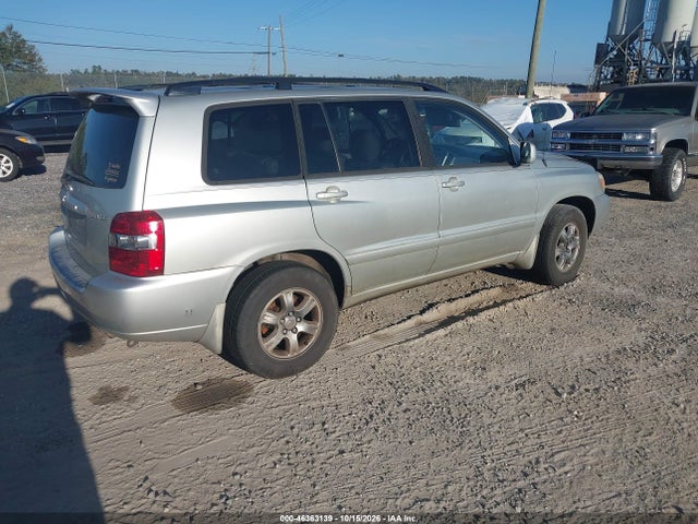 46363139 :رقم المزاد ، JTEGP21A340032147 vin ، 2004 Toyota Highlander V6 مزاد بيع