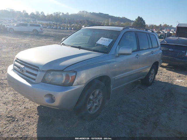 46363139 :رقم المزاد ، JTEGP21A340032147 vin ، 2004 Toyota Highlander V6 مزاد بيع