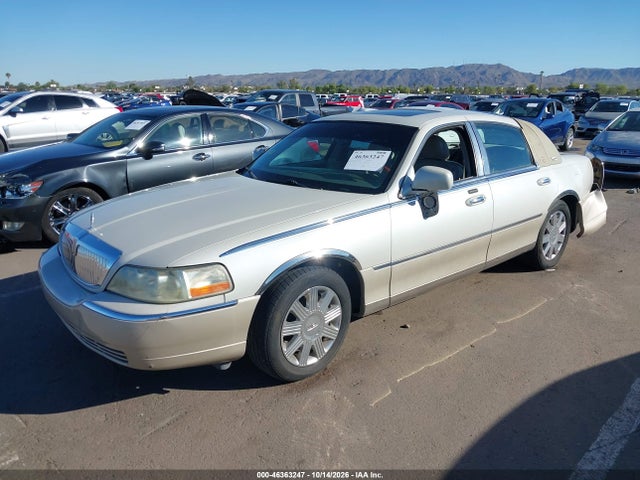 46363247 :رقم المزاد ، 1LNHM82W05Y611836 vin ، 2005 Lincoln Town Car Signature Limited مزاد بيع