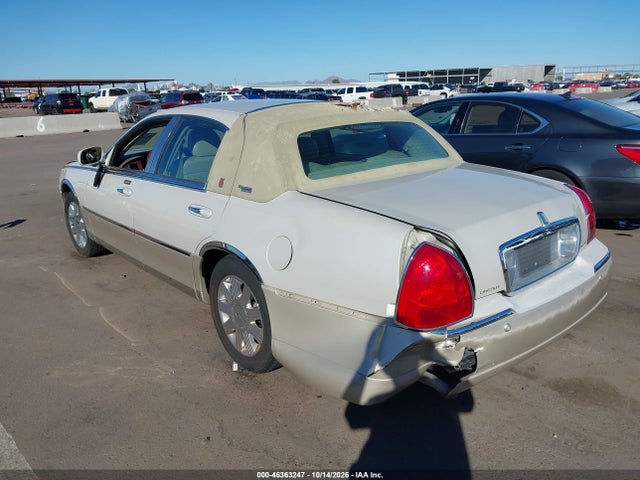 46363247 :رقم المزاد ، 1LNHM82W05Y611836 vin ، 2005 Lincoln Town Car Signature Limited مزاد بيع
