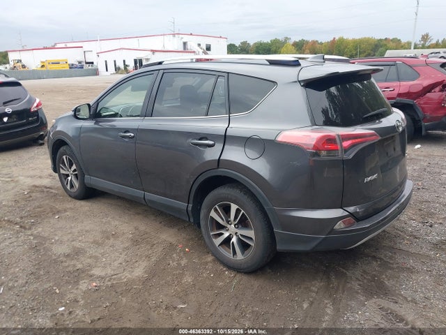 Aukcja sprzedaży 2017 Toyota Rav4 Xle, vin: JTMWFREV9HJ710828, numer aukcji: 46363392