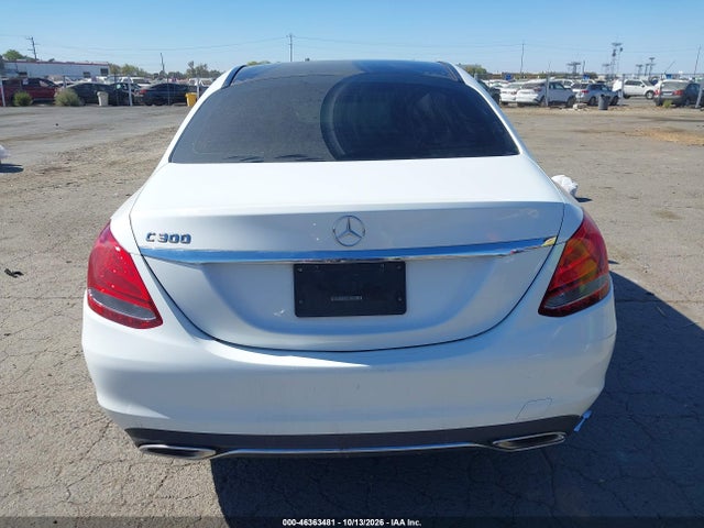55SWF4JB9GU177057 Mercedes-Benz C 300