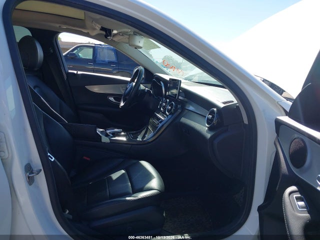 55SWF4JB9GU177057 Mercedes-Benz C 300