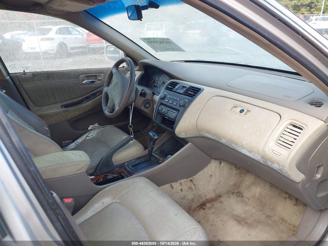 1999 Honda Accord Ex მანქანა იყიდება აუქციონზე, vin: 1HGCG6679XA154468, აუქციონის ნომერი: 46363555