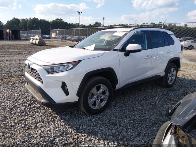 46363892 :رقم المزاد ، 2T3W1RFV2LC043321 vin ، 2020 Toyota Rav4 Xle مزاد بيع