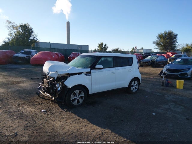 KIA Soul 2015 KNDJN2A24F7127741 Image 2