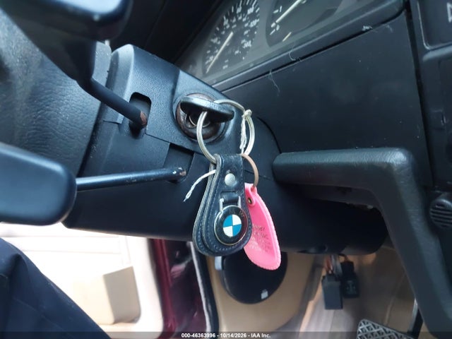 1989 Bmw 325 I Automatic მანქანა იყიდება აუქციონზე, vin: WBAAD230XK8847934, აუქციონის ნომერი: 46363996