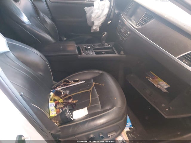 Auction sale of the 2015 Hyundai Genesis 3.8, vin: KMHGN4JE5FU097999, lot number: 46364112