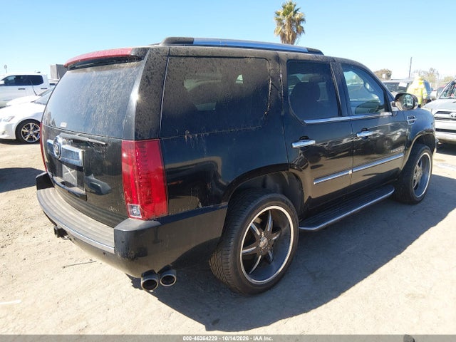 46364229 :رقم المزاد ، 1GYFK63807R228900 vin ، 2007 Cadillac Escalade Standard مزاد بيع