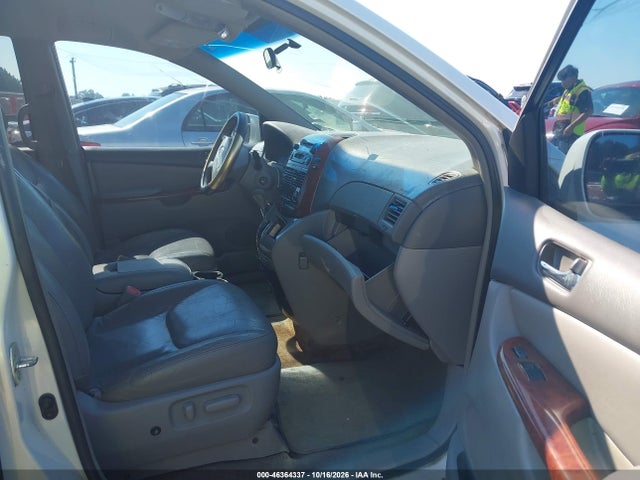 2005 Toyota Sienna Xle მანქანა იყიდება აუქციონზე, vin: 5TDZA22C55S379976, აუქციონის ნომერი: 46364337