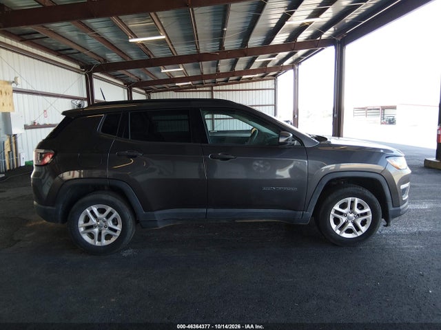 46364377 :رقم المزاد ، 3C4NJCAB0JT182243 vin ، 2018 Jeep Compass Sport Fwd مزاد بيع