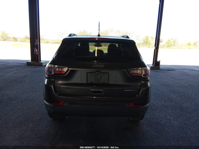 46364377 :رقم المزاد ، 3C4NJCAB0JT182243 vin ، 2018 Jeep Compass Sport Fwd مزاد بيع