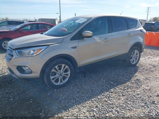 Продажа на аукционе авто 2017 Ford Escape Se, vin: 1FMCU0GD2HUE53272, номер лота: 46364487