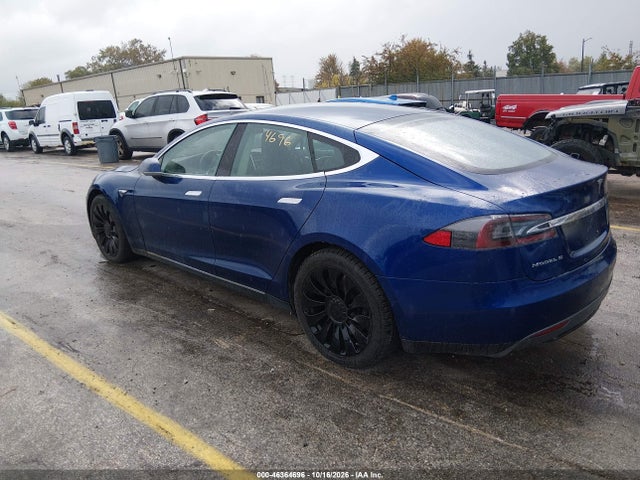 Продажа на аукционе авто 2015 Tesla Model S 60/70/85, vin: 5YJSA1E17FF114438, номер лота: 46364696