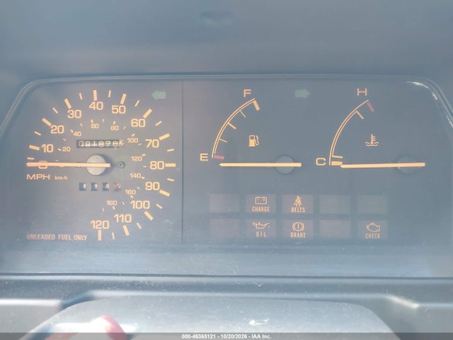 1988 Mazda 323 მანქანა იყიდება აუქციონზე, vin: JM1BF2221J0135264, აუქციონის ნომერი: 46365121
