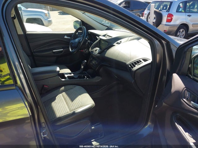 2017 Ford Escape Se მანქანა იყიდება აუქციონზე, vin: 1FMCU9GD7HUD05994, აუქციონის ნომერი: 46365144