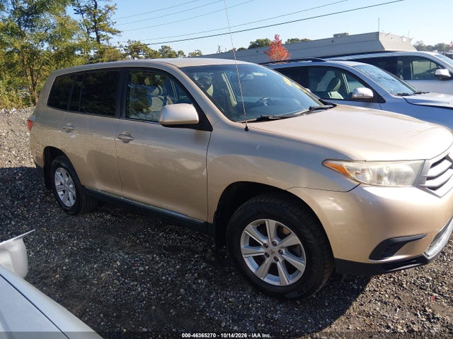 Продаж на аукціоні авто 2011 Toyota Highlander Base V6, vin: 5TDBK3EH3BS062981, номер лоту: 46365270