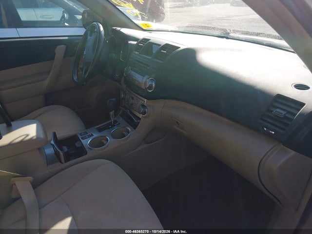 Продаж на аукціоні авто 2011 Toyota Highlander Base V6, vin: 5TDBK3EH3BS062981, номер лоту: 46365270
