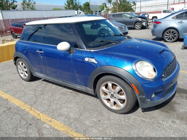 Продаж на аукціоні авто 2008 Mini Cooper S, vin: WMWMF73528TT92776, номер лоту: 46365316