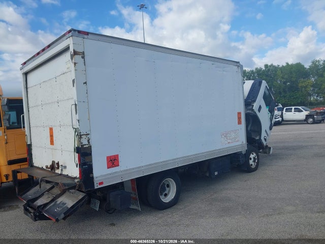 46365326 :رقم المزاد ، JALB4W171B7400881 vin ، 2011 Isuzu Npr Dsl Reg At Eco-max مزاد بيع
