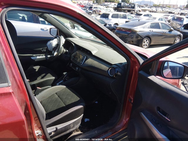 3N1CP5CU5KL538156 Nissan KICKS SV