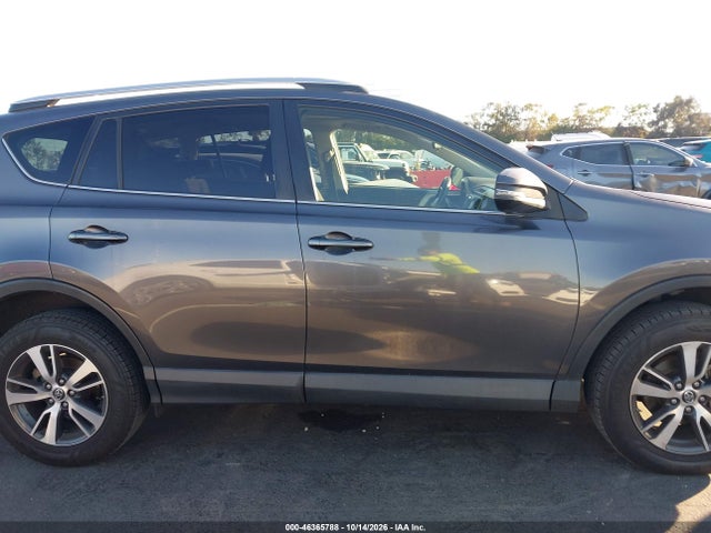 Продаж на аукціоні авто 2016 Toyota Rav4 Xle, vin: JTMWFREV6GJ085268, номер лоту: 46365788