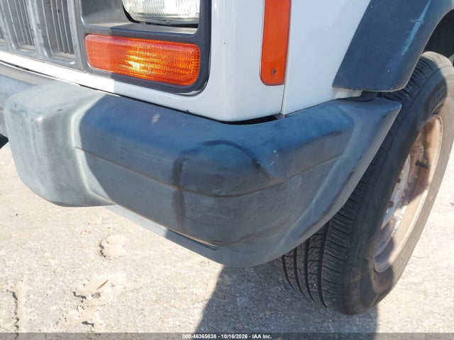 Продажа на аукционе авто 1998 Jeep Cherokee Se, vin: 1J4FT27SXWL245507, номер лота: 46365838