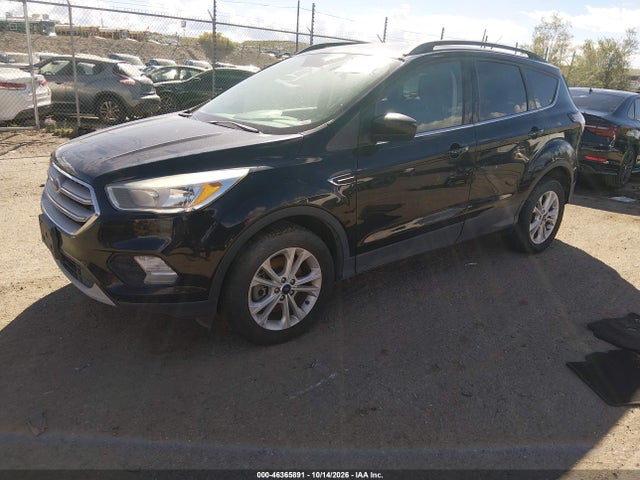 Ford ESCAPE SE 2018 1FMCU9GD6JUA11119 Image 2