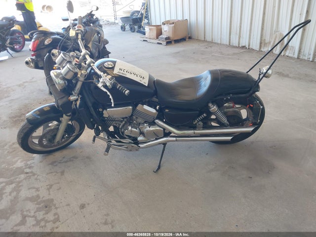 Продажа на аукционе авто 1996 Honda Vf750 C, vin: JH2RC4306TM202265, номер лота: 46365928