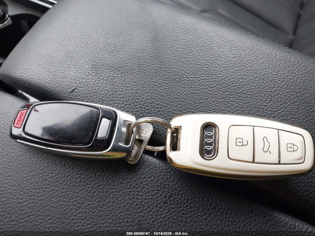 46366167 :رقم المزاد ، WAU8DAF86KN016684 vin ، 2019 Audi A8 L 55 مزاد بيع