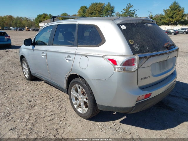 46366171 :رقم المزاد ، JA4AZ3A39EZ005750 vin ، 2014 Mitsubishi Outlander Se مزاد بيع