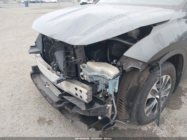 Aukcja sprzedaży 2021 Toyota Highlander Xle, vin: 5TDGZRBH0MS525218, numer aukcji: 46366188