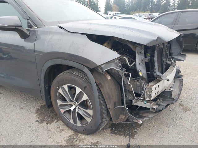Aukcja sprzedaży 2021 Toyota Highlander Xle, vin: 5TDGZRBH0MS525218, numer aukcji: 46366188