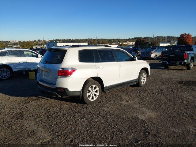 Auction sale of the 2012 Toyota Highlander Base V6, vin: 5TDBK3EH9CS140195, lot number: 46366360
