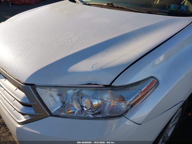 Auction sale of the 2012 Toyota Highlander Base V6, vin: 5TDBK3EH9CS140195, lot number: 46366360