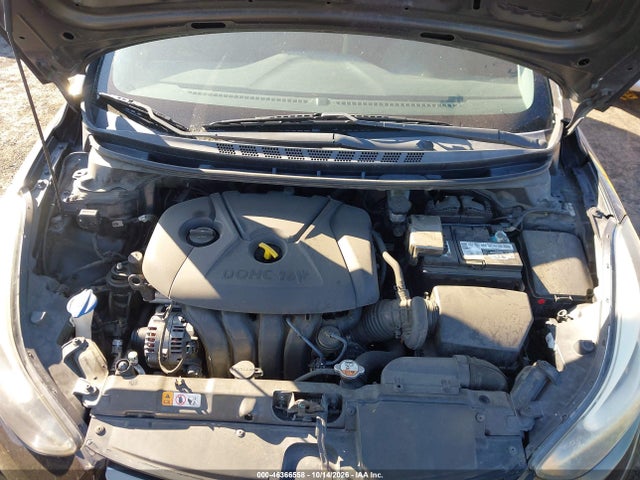 5NPDH4AE9FH602421 Hyundai ELANTRA SE