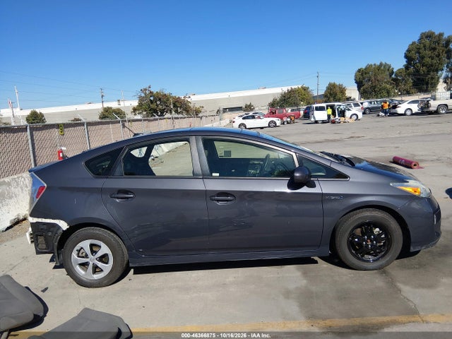 Продаж на аукціоні авто 2014 Toyota Prius Three, vin: JTDKN3DU5E1793564, номер лоту: 46366875