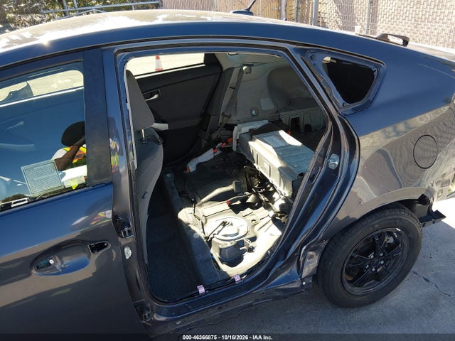 Продаж на аукціоні авто 2014 Toyota Prius Three, vin: JTDKN3DU5E1793564, номер лоту: 46366875