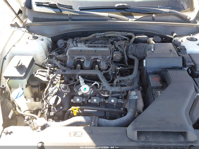 2017 Kia Cadenza Premium მანქანა იყიდება აუქციონზე, vin: KNALC4J1XH5072113, აუქციონის ნომერი: 46366885