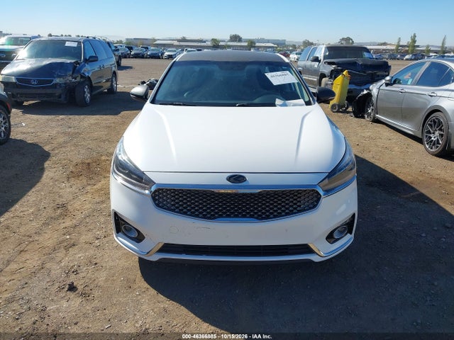 2017 Kia Cadenza Premium მანქანა იყიდება აუქციონზე, vin: KNALC4J1XH5072113, აუქციონის ნომერი: 46366885