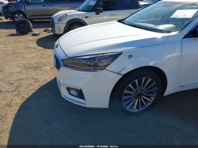 2017 Kia Cadenza Premium მანქანა იყიდება აუქციონზე, vin: KNALC4J1XH5072113, აუქციონის ნომერი: 46366885