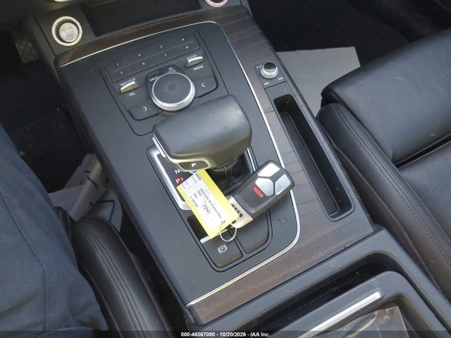 46367090 :رقم المزاد ، WA1BNAFY8J2025791 vin ، 2018 Audi Q5 2.0t Premium/2.0t Tech Premium مزاد بيع
